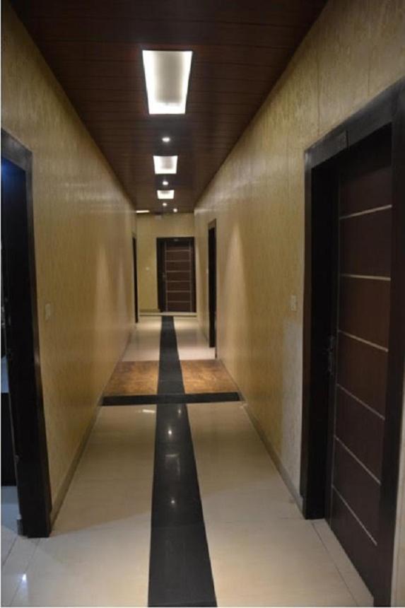 Krazy Hotel Haldwāni Εξωτερικό φωτογραφία